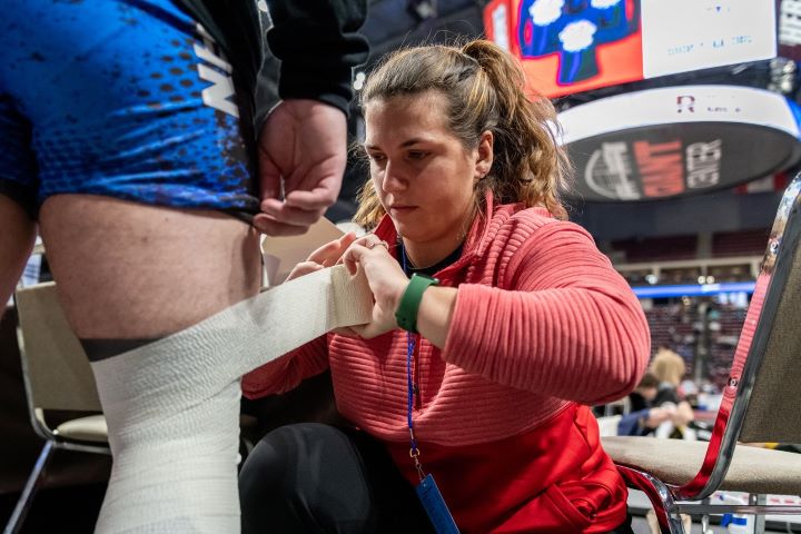 If you’ve got a St. Luke's Sports Medicine athletic trainer at your school, gym or organization, you’re covered “from head to toe!” Join us as we recognize St. Luke’s Athletic Trainers! slhn.org/blog/2024/sluh…? @mystlukes #NATM2024 #fromheadtotoe