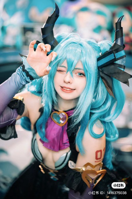 Twitterのコスプレ画像15