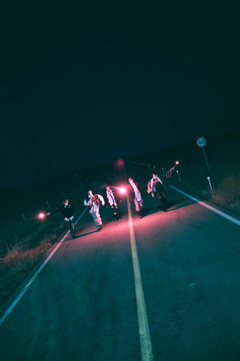 BIGHIT_MUSIC's tweet image. minisode 3: TOMORROW - Concept Photo 'Ethereal'
🧡 bit.ly/3vbVfvW

#투모로우바이투게더 #TOMORROW_X_TOGETHER #TXT #minisode3 #TOMORROW #TXT_Ethereal