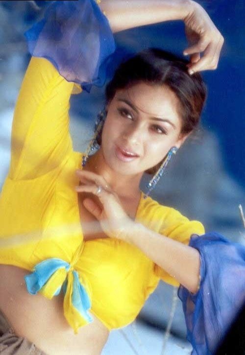 SimranBaggaFan's tweet photo. Follow @SimranBaggaFan
For Gorgious Simran Photos 🌟
#Simran #Throwback #Bollywood #IndianCinema #Gorgeous
#KollywoodQueen #TamilCinema #PhotoStudio #Tamilactress #Celebrities #Arjun #Romance #Tamilsongs https://t.co/4WJXqfqZ4o