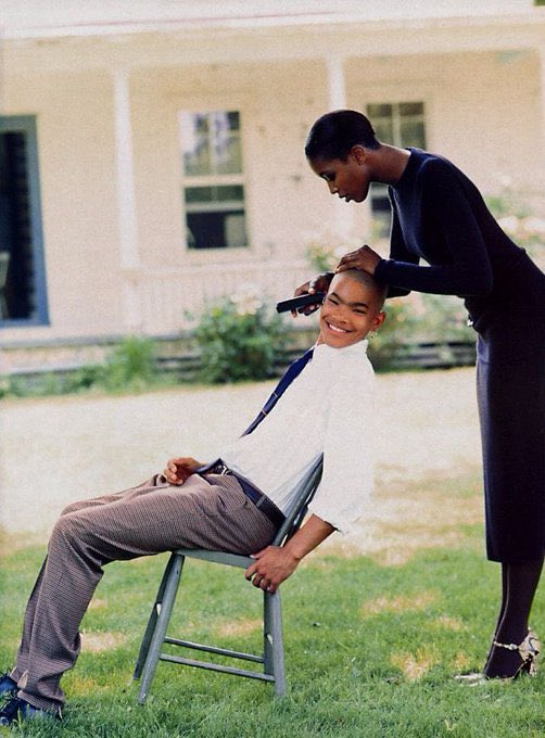 tomgorls's tweet image. dewayne turrentine &amp;amp; naomi campbell by arthur elgort for vogue oct96