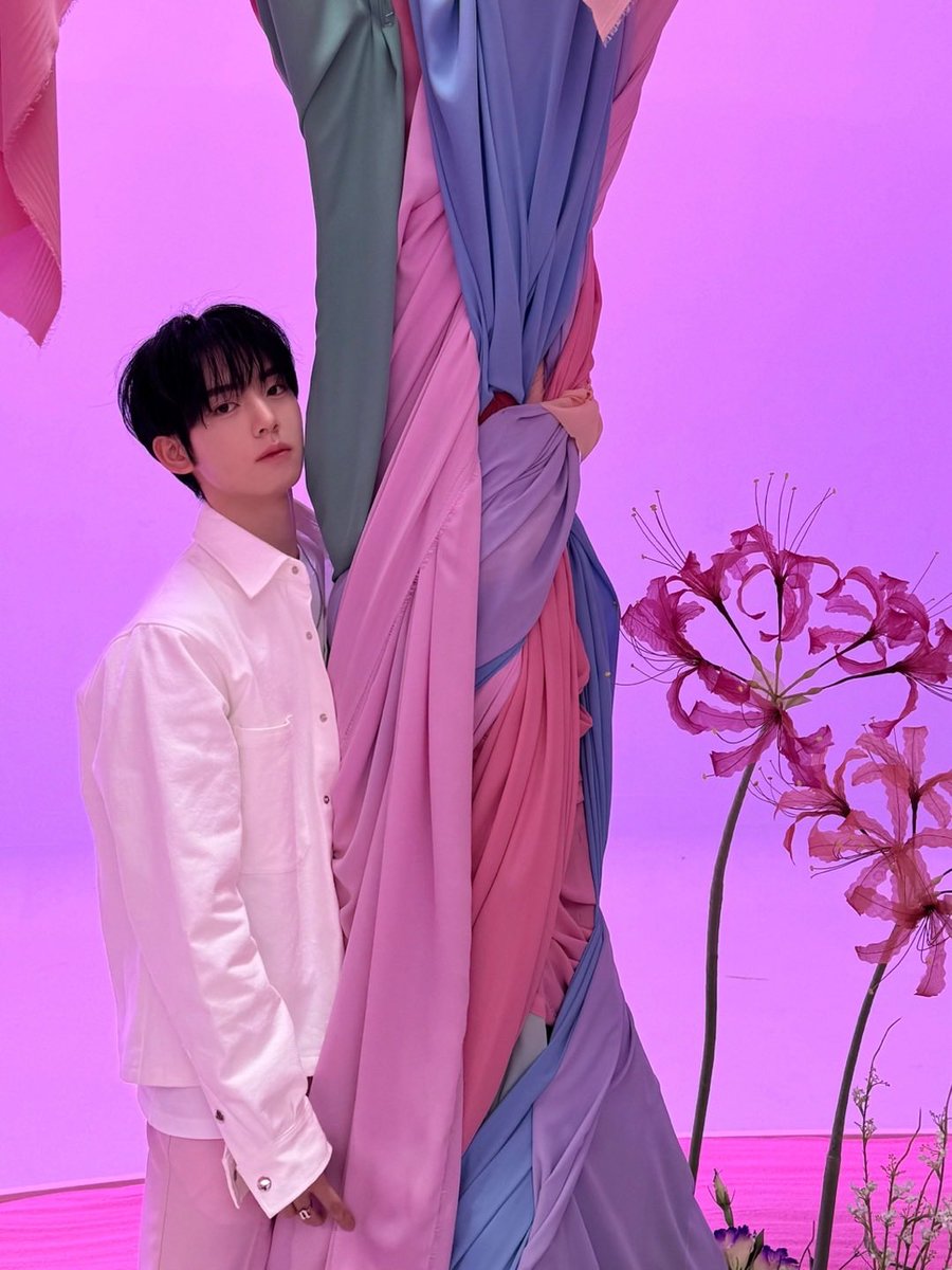 yujini_32's tweet photo. 유지니가 생일기념으로 풀어준 사진들…💓💓 https://t.co/c5zylkzMcQ
