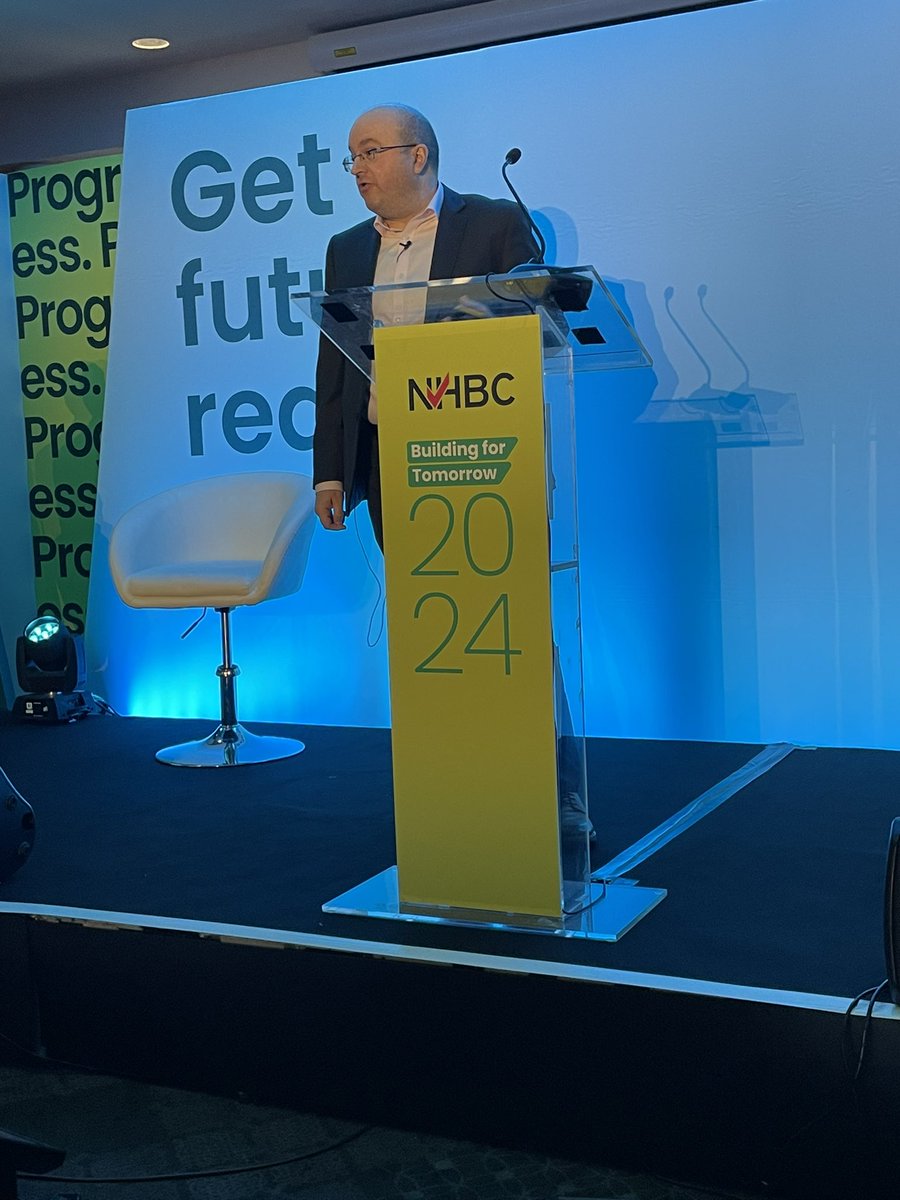 BldgAlliance's tweet photo. Ali Riza of #celcon speaking at @NHBC #buildingfortomorrow explains the importance thermal bringing details and the free to use calculator: https://t.co/3aWtzYSfOA https://t.co/xUXXbNaydF