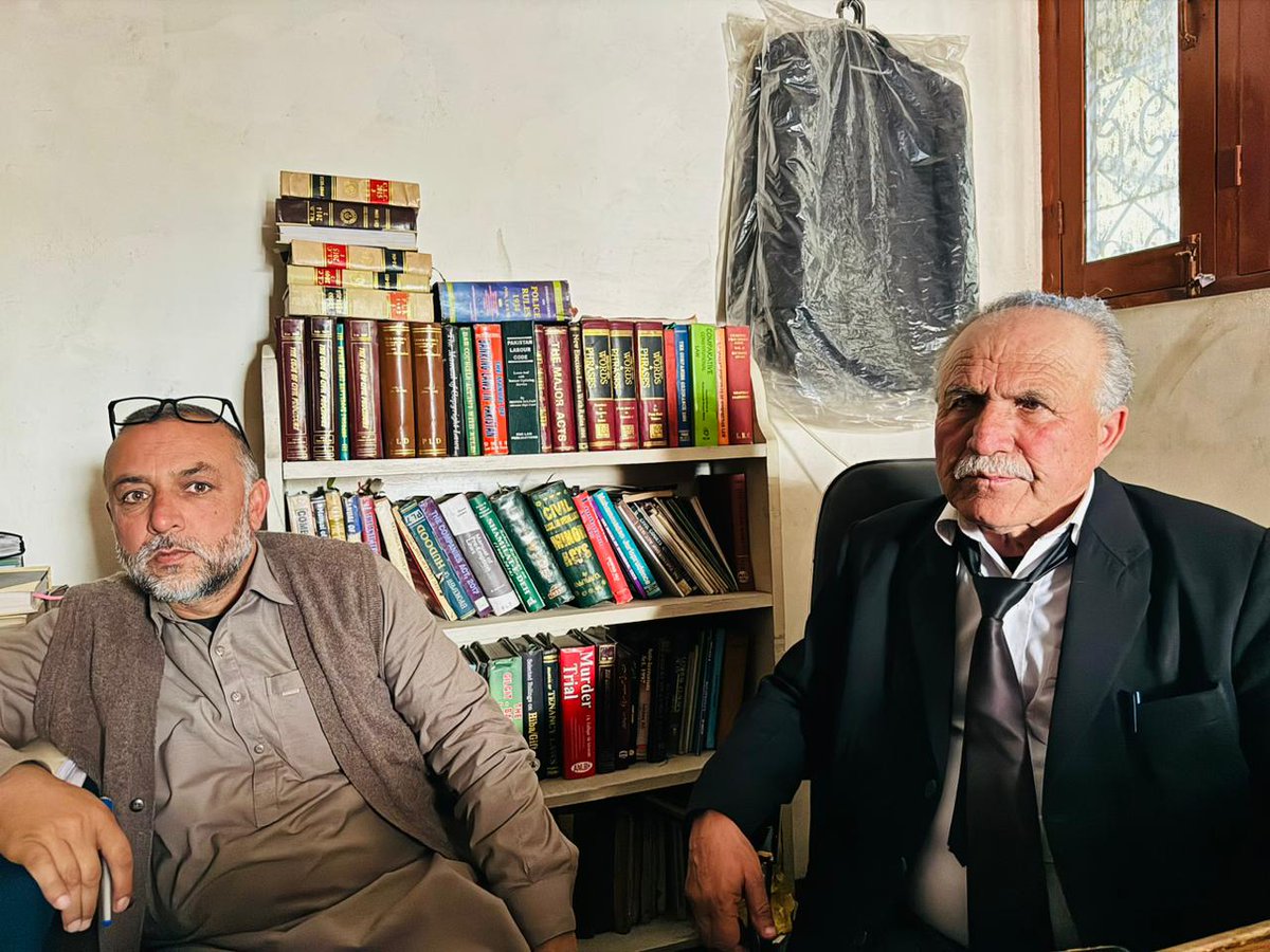 ProgressiveGil2's tweet photo. عوامی ایکشن کمیٹی گلگت بلتستان کا احسان علی ایڈووکیٹ کی سربراہی میں اہم اجلاس کا انعقاد! آئندہ کے لائحہ عمل سمیت دیگر امور پر تفصیلی بحث و تمحیص کیا گیا۔

#GilgitBaltistan #AntiColonialStruggle https://t.co/KXM8aJGPya