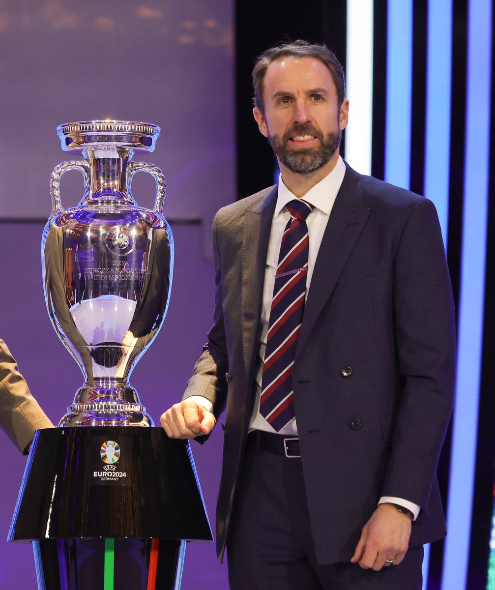 UnitedStandMUFC's tweet photo. 🚨 If Erik ten Hag loses his job at the end of the season, Gareth Southgate has significant support in the new INEOS hierarchy to replace him. [@MarkOgden_] #mufc https://t.co/SfzOZZNhS9