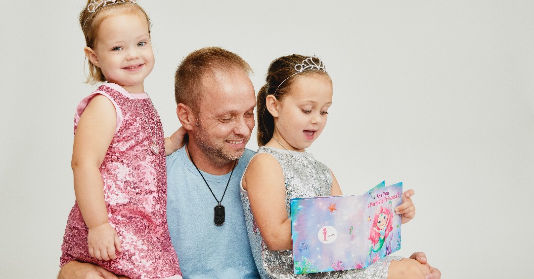 isprkleprincess's tweet photo. It's International Read to Me Day! 📚 We're thankful for all the authors who've poured over pages to inspire, educate, and entertain others! #InternationalReadToMeDay #reading #boardbooks

https://t.co/P9RqPTxM69 https://t.co/sd3YeN9Jau