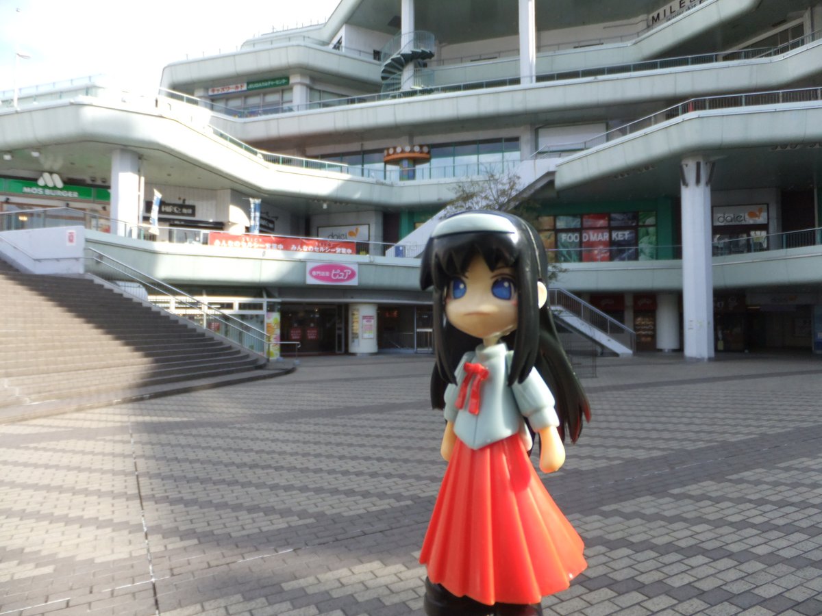 IMA0112's tweet photo. #御堂筋線　#北大阪急行　の最北端駅と言えば　#千里中央

千里中央と言えば　＃セルシー

セルシー1階と　＃ピンキーストリート　遠野秋葉 https://t.co/Y1EVqLkmaE