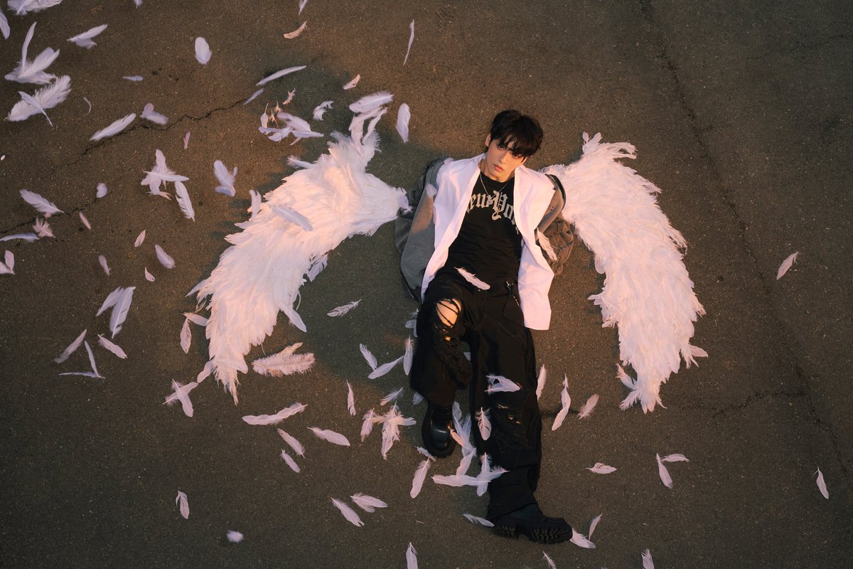 BIGHIT_MUSIC's tweet image. minisode 3: TOMORROW - Concept Photo 'Ethereal' - #수빈 (#SOOBIN)
🧡 bit.ly/3vbVfvW

#투모로우바이투게더 #TOMORROW_X_TOGETHER #TXT #minisode3 #TOMORROW #TXT_Ethereal