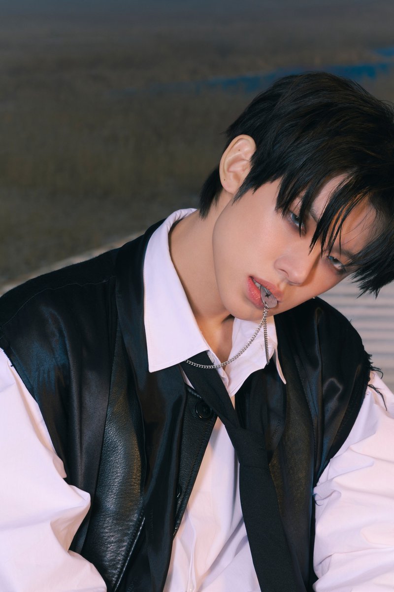 BIGHIT_MUSIC's tweet image. minisode 3: TOMORROW - Concept Photo 'Ethereal' - #연준 (#YEONJUN)
🧡 bit.ly/3vbVfvW

#투모로우바이투게더 #TOMORROW_X_TOGETHER #TXT #minisode3 #TOMORROW #TXT_Ethereal