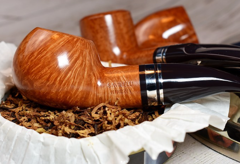 Turmeaus's tweet photo. The Minerva series 🔥
Available in smooth natural and rusticated brown finishing, is dedicated to the goddess of wisdom, protector of artists and artisans.
#savinelli #savinellipipes #savinelli1876 #italy #pipe #pipes #pipeporn #pipephotography #pipelover #tobacco #pipetobacco https://t.co/a6RITI9bhS