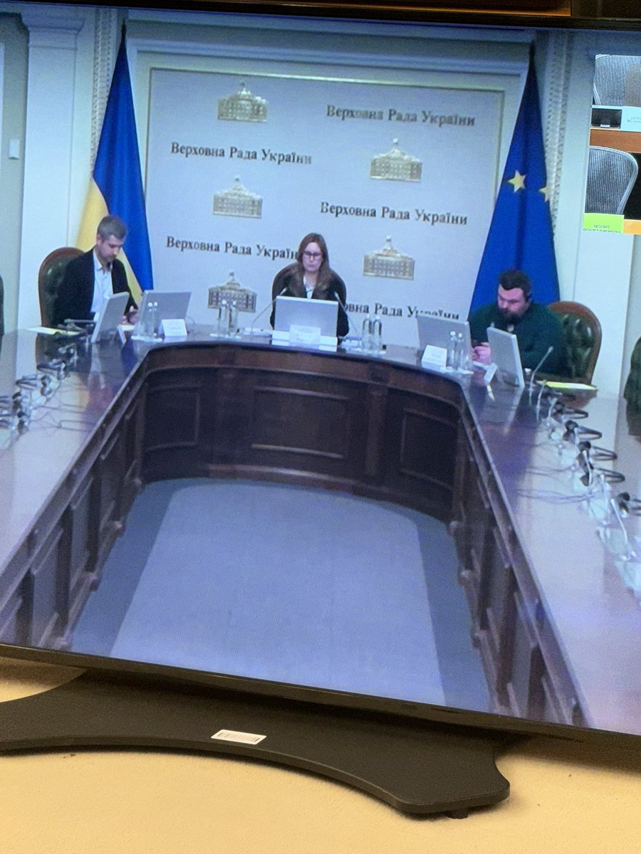 EGardiazabal's tweet photo. Reunión c. los colegas de la comisión de presupuestos del P. Ucraniano.Tenemos la oportunidad de debatir sobre las grandes líneas del Plan para Ucrania que será financiado por la UE,y de escuchar de primera mano,las necesidades enormes de reconstrucción 
@pidlasa @verkhovna_rada https://t.co/SzntvadVSM