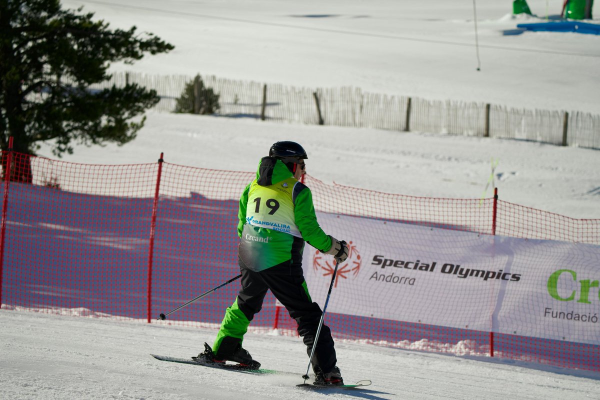 soeuropeeurasia's tweet photo. Wow! Still in awe at the wonderful performances from the dozens of Special Olympics athletes from Spain, Portugal, Monaco and hosts Andorra who showcased their skills on the slopes at the Andorra XV International Ski Trophy.

Congrats to all!

#SpecialOlympics 

📷 SO Andorra https://t.co/IxjaNhybQu