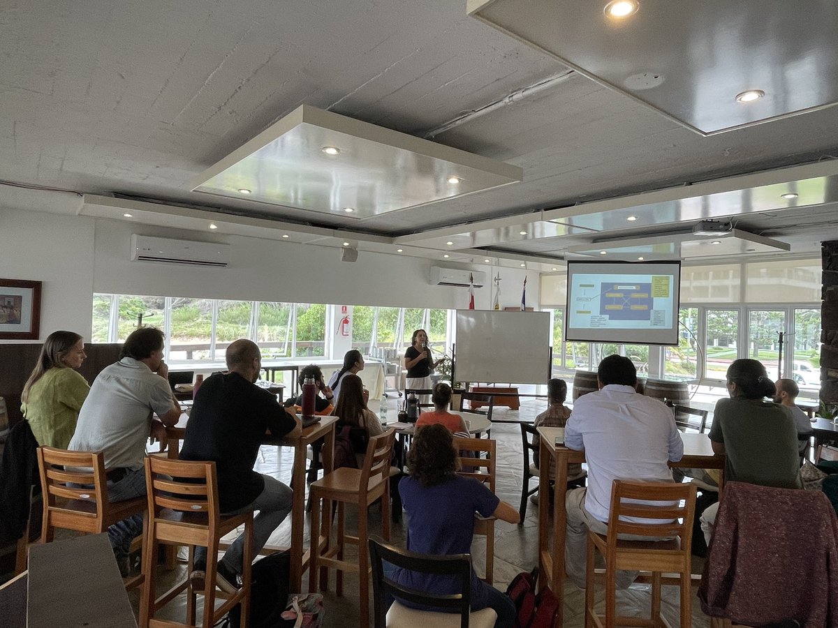 ValentinPicasso's tweet photo. International graduate course on #perennial grains for #sustainable agriculture in #Uruguay. @UWMadisonCALS @NatureAsMeasure @FagroUdelar https://t.co/mxNblGYpv8