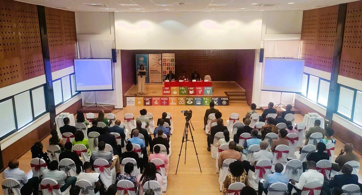 Pnud_CaboVerde's tweet photo. In her adress, @PatPortelaSouza the UN Resident Coordinator, highlighted the importance and crucial role of inclusive data, remarking that quality and timely data imply investments that have positive returns for countries. #thepowerofdata
@Data4SDGs https://t.co/A4iLM6LaEH
