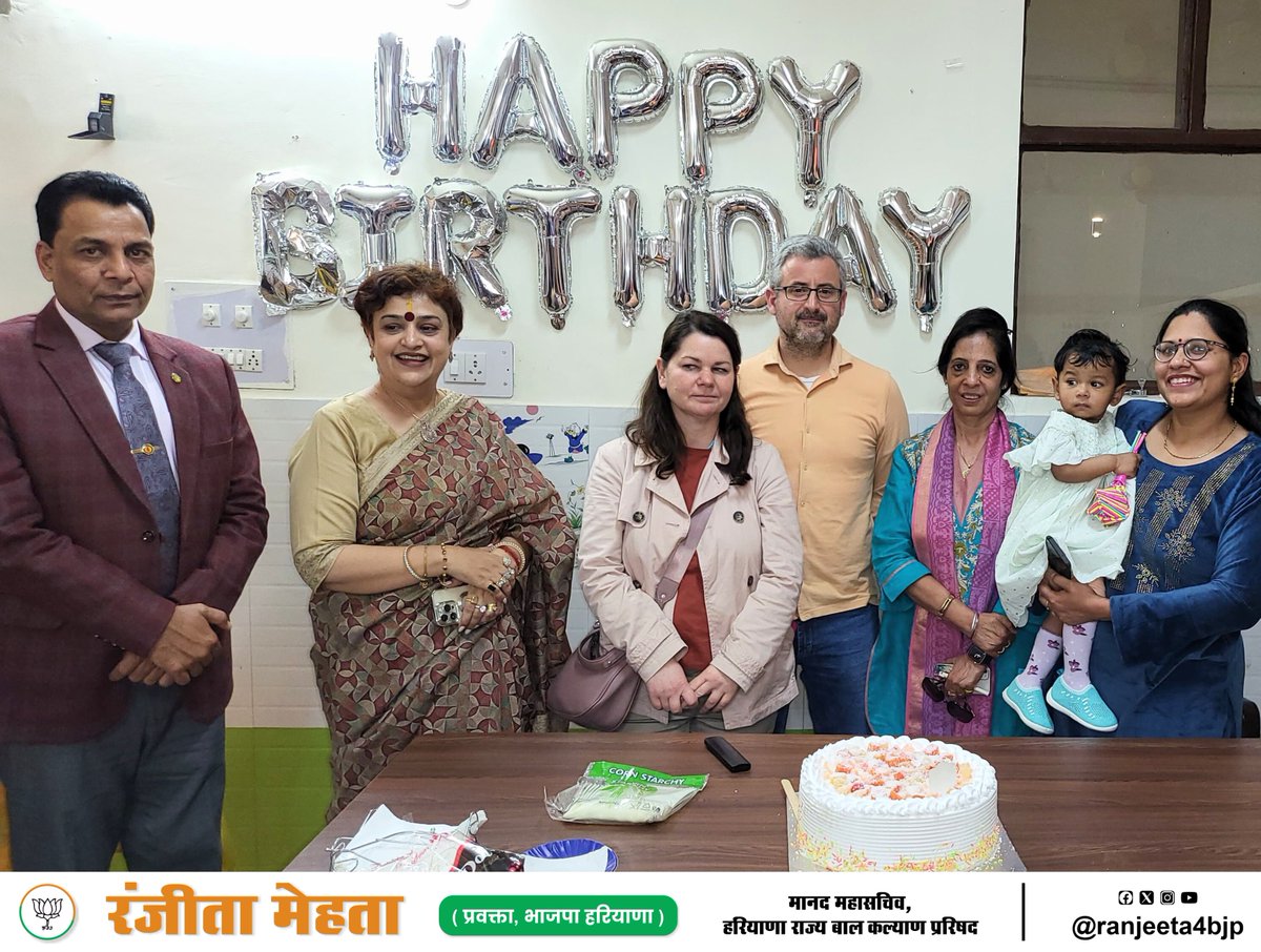 ranjeeta4bjp's tweet photo. पंचकूला शिशु गृह में दत्तक ग्रहण समारोह आयोजित किया गया जिसमें श्रीमती @parveenjoshibjp जी (हरियाणा बाल अधिकार संरक्षण आयोग अध्यक्ष) के कर कमलों द्वारा एक बच्चे को परिवार को गोद दिया गया।

हम सब बच्चे के खुशहाल एवं समृद्ध जीवन की कामना करते है।

#HSCCW #BJPHaryana #BJPPanchkula https://t.co/z1SalvpDlx
