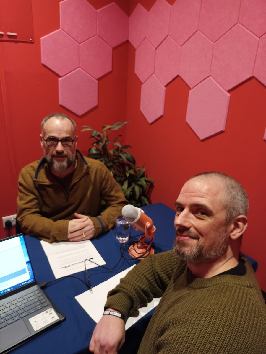 Cracking #TodayAtSDF chatting all things community involvement for people who use drugs with @MatSouthwell tapping into his experiences from around the world. Will be on Drugs Uncut @SDFnews podcast soon. Thanks for your time and candour Mat