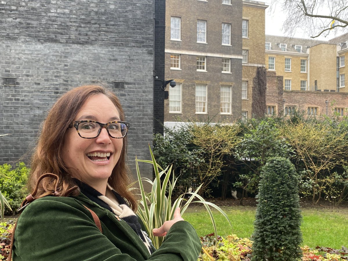 Beside myself with excitement to meet Larry today. A national icon. Such a privilege to be invited to the 50th anniversary celebration of @AnthonyNolan, as the guest of Ruby’s best mate Jessie, who’s one of their star ambassadors ❤️ #larrythecat