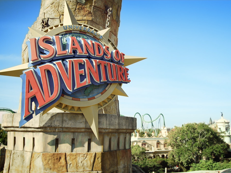 What's your Astrological Sign? We're a Port of Entry sun, Churro moon, Roller Coaster rising. Find out what your sign needs to do at Islands of Adventure here 👇 spr.ly/6010kSPBo