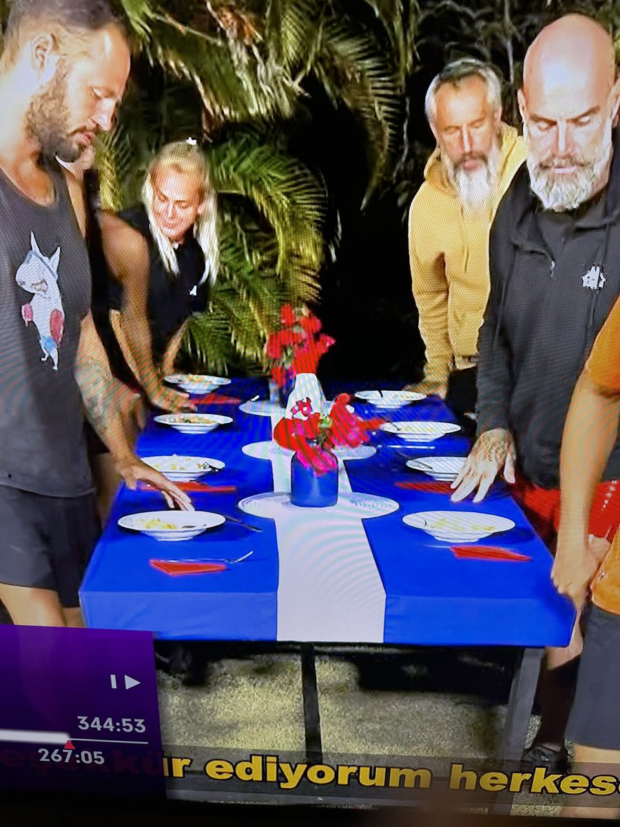 Bunlar aç maç değil, Bozok hariç hepsi tabaklarında baya miktar pilav bırakıp sofradan kalktılar #Survivor2024
