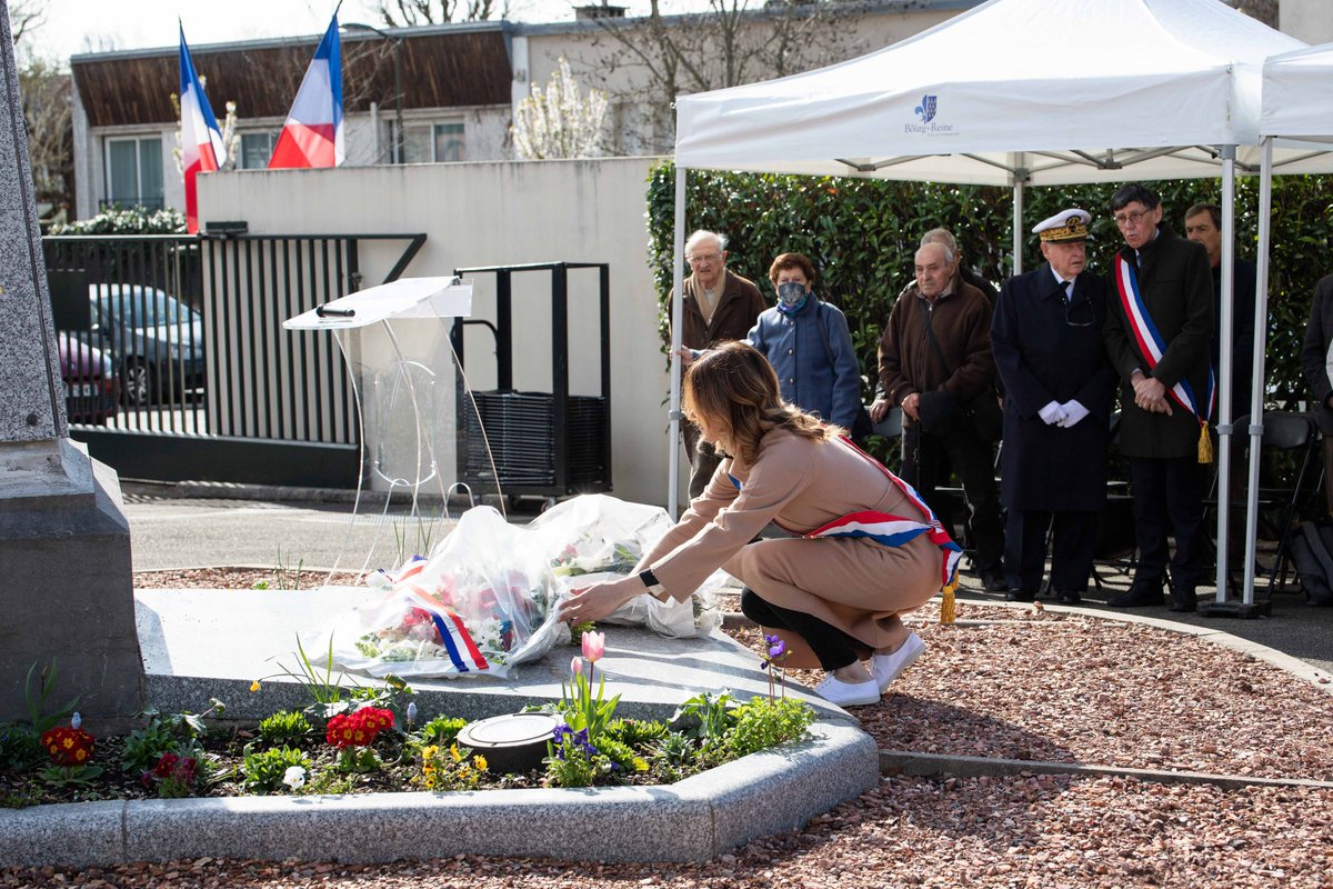 𝐂𝐨𝐦𝐦𝐞́𝐦𝐨𝐫𝐚𝐭𝐢𝐨𝐧 𝐝𝐮 𝟏𝟗 𝐦𝐚𝐫𝐬 La Ville a commémoré la Journée Nationale du souvenir et de recueillement à la mémoire des victimes civiles et militaires de la guerre d’Algérie et des combats en Tunisie et au Maroc.