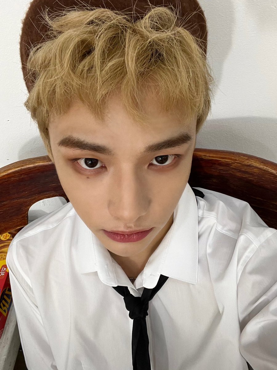 нappy вιrтнday нyυnjιn
현진아 생일 축하해❣️

#HappyHyunjinDay
#달이_눈부신_현진이의_생일
#NationsPrinceHyunjinDay