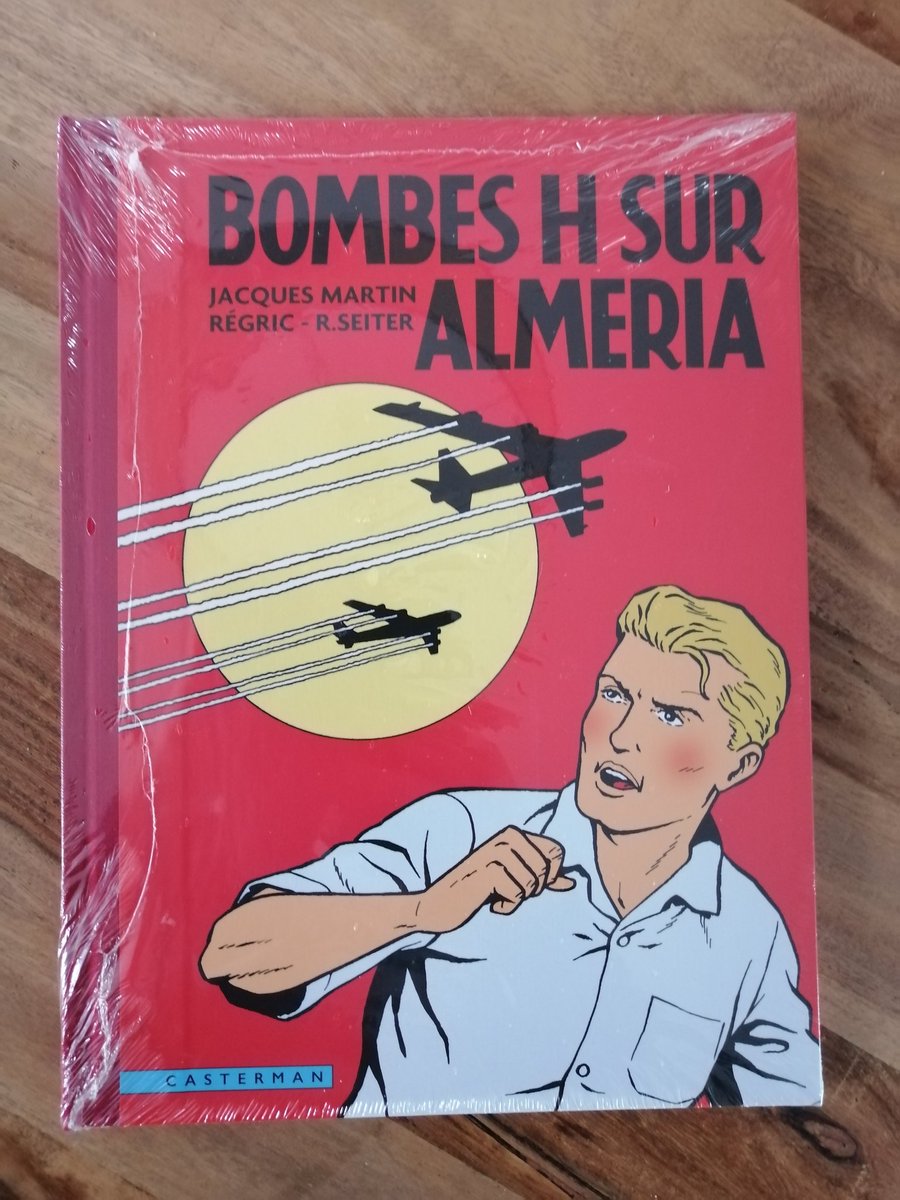 bdecouverte1's tweet photo. Réception du jour via Canal bd

Le tout nouveau Lefranc en TL 

-Couverture vintage" en version mate
- Ajout d'un frontispice cousu dans le livre
- Cahier supplémentaire de 8 pages
- Gardes à l'ancienne
- Quatrième de couverture damiers bleus
- Tirage : 1800 exemplaires https://t.co/B8UuOKFFob