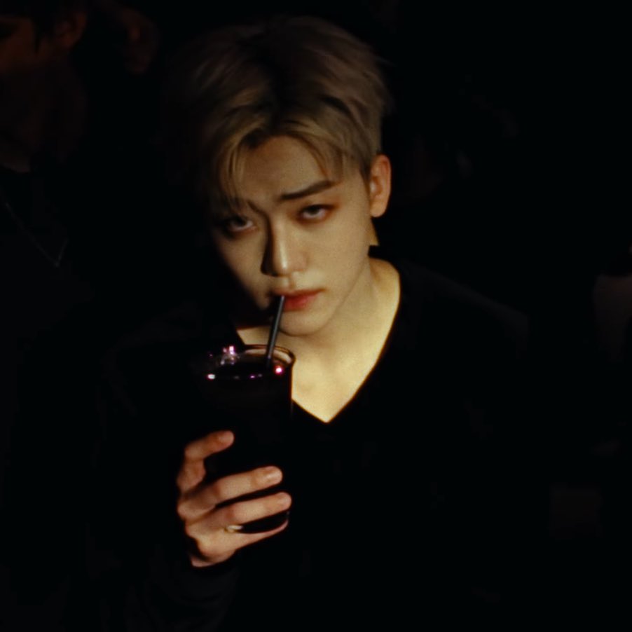 thereisjaemin's tweet image. นี่ร้องไห้อยู่ ฮอตเป็นบ้าเลย