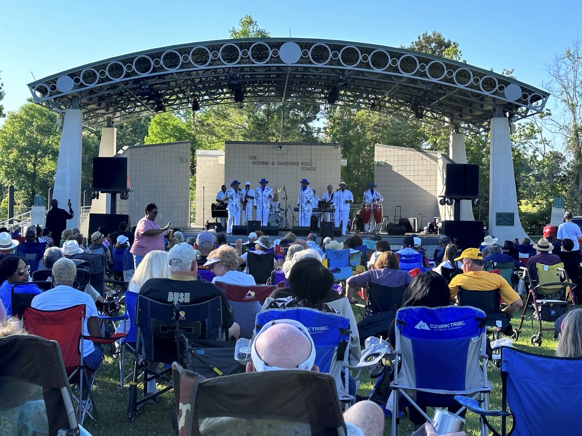 The return of stunning colors of pink, green and everything in-between can only mean one thing: its the first day of Spring!

From our beautiful Tammany Trace, free festivals and our spectacular outdoors there is no shortage of things to do in our Parish!: visitthenorthshore.com/blog/post/outd…