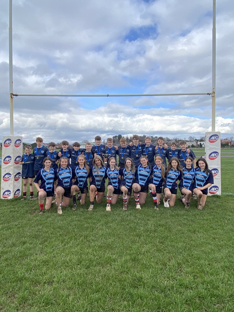 Well done to our U14’s rugby players who took part in the Regional Finals today at Park Farm. The girls lost 1 game all day and the boys went undefeated to win the trophy 🏆 Well done to all players involved 🏉 @WallaceHallSch
