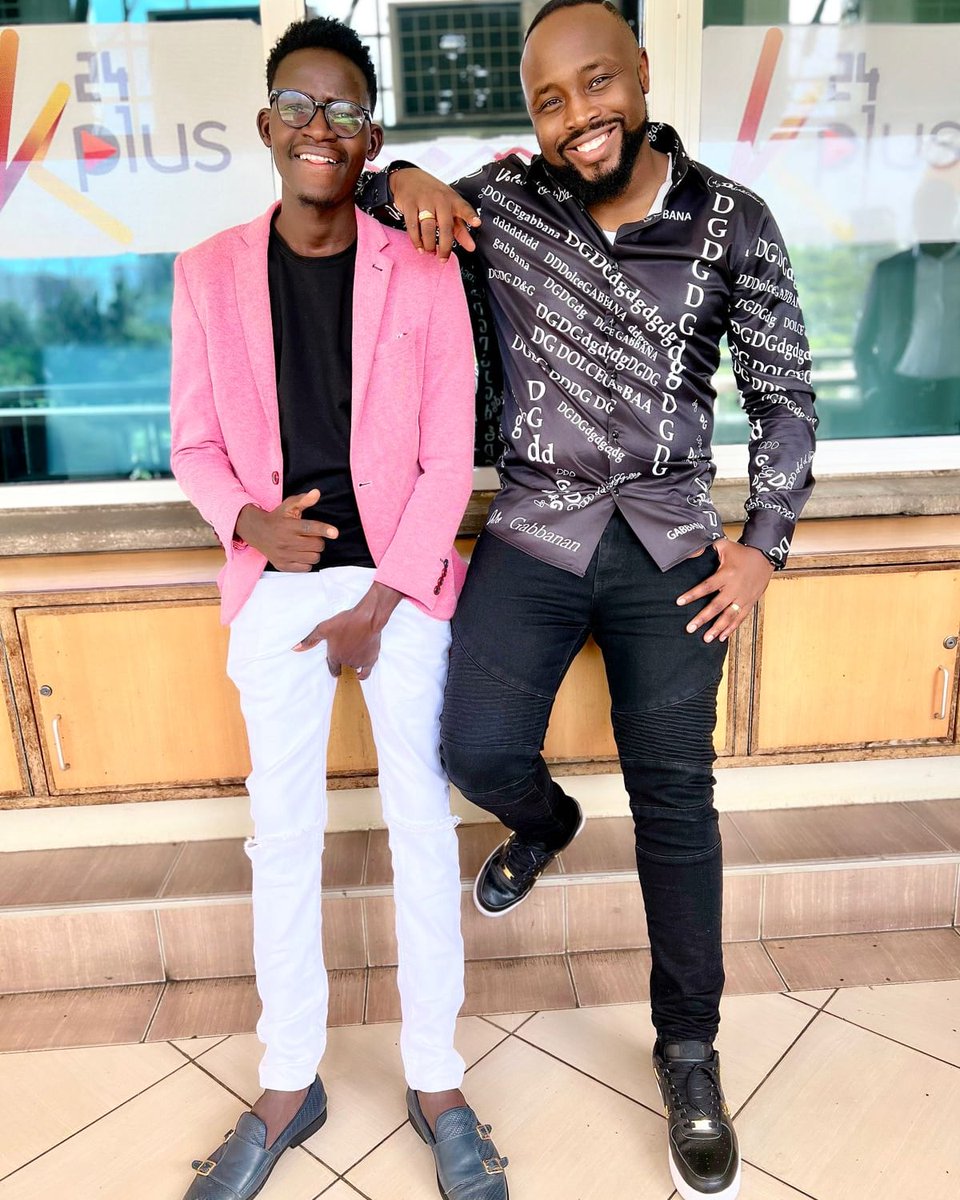 Show ni #ChrisNaTrickyMilele na kazi ni burudani ru mpaka 10pm.
@mcatricky na @chris001ke wako ndani. 
Unaskiza show ukiwa wapi?