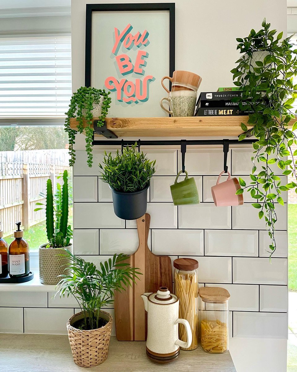 Add a splash of colour to your coffee routine alongside our long-lasting ceramic wall tiles to brighten your day and your kitchen ☀️🌷 Do you prefer coffee or tea? #Wickes #WithWickes #HomeInspiration #HomeRennovation #DreamKitchen