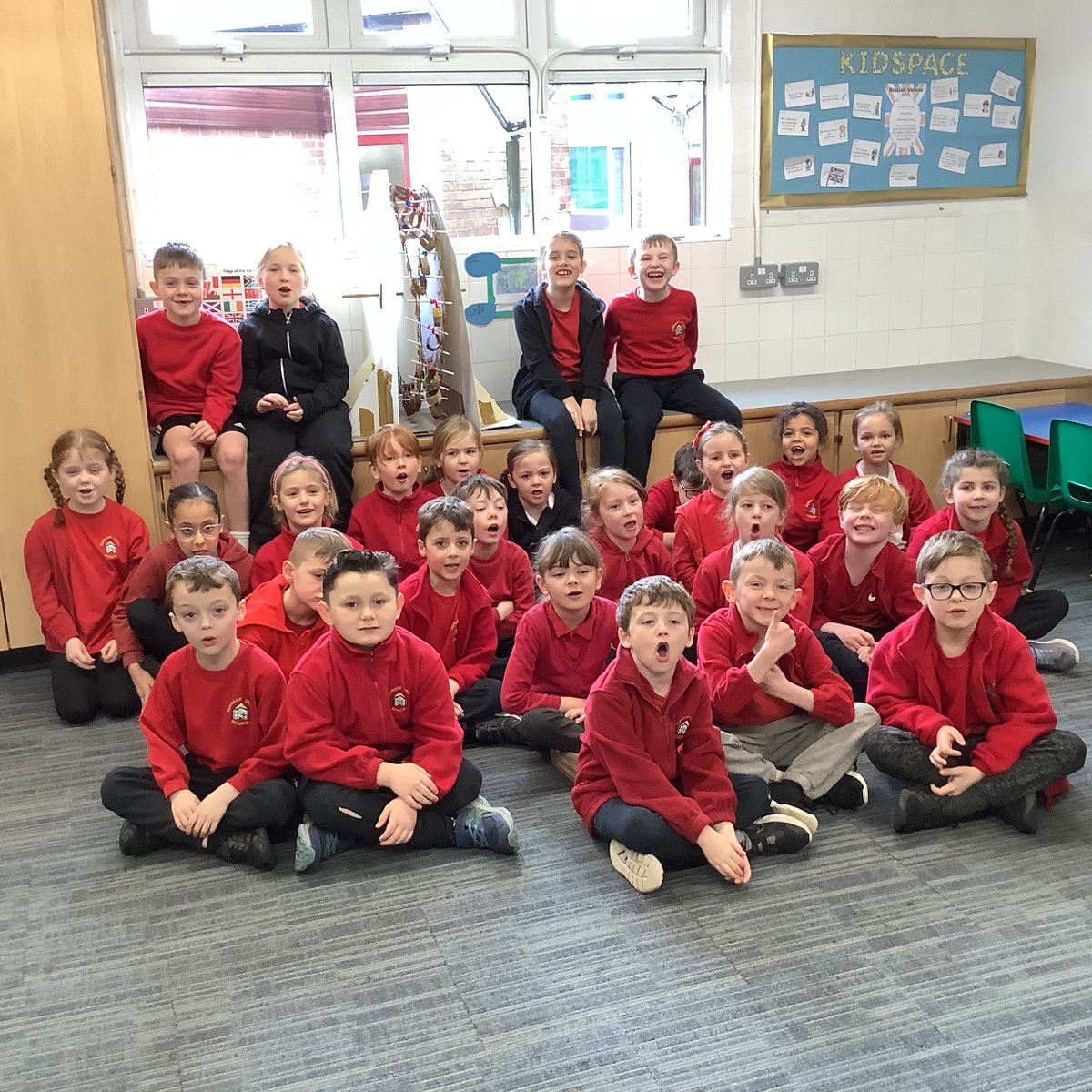 In their D&amp;T lessons, Year 2 have been making ferris wheels.  2K made a big class one!  We all had a turn at moving it using the axle.