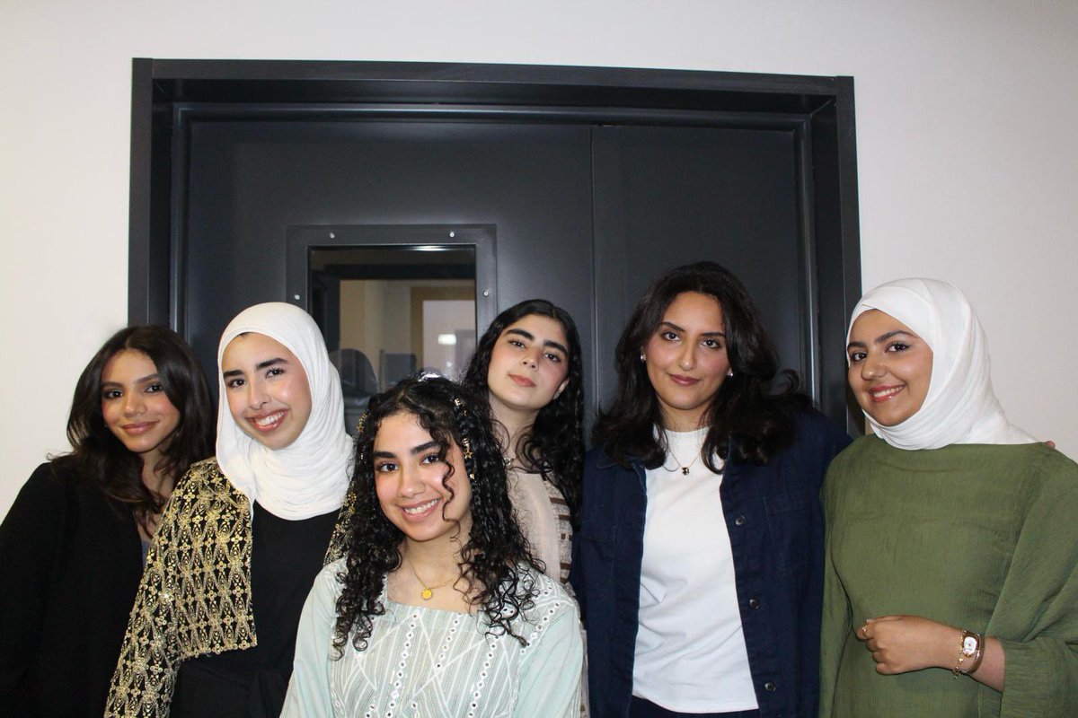 لجنة شؤون طلبة مالطا tweet media