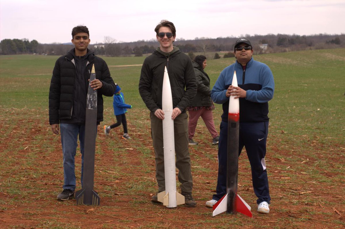 N_SGFoundation's tweet image. ✨ #NewJerseySpaceGrant 🚀 supports student #Rocketry! 💯

🌠: njsgc.rutgers.edu

#NASASpaceGrant 🔭
🌐: spacegrant.org

👩🏿‍🔬 #Research 📚️ #Fellowships 🧑🏼‍🏭 #NASAInternships 👩🏿‍🚀 #Scholarships 💰️🙌🏾 #Science 🔬 #Engineering 👩🏻‍🔧 #Math 👩🏽‍🏫 

📸: #NJSGC