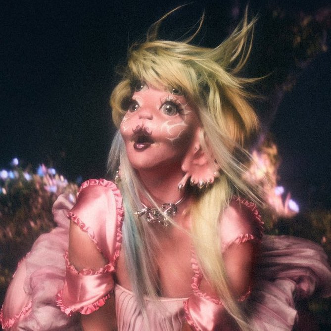 PopCrave's tweet photo. Melanie Martinez will be headlining 2024 Lollapalooza. https://t.co/YuMZuUH2KT
