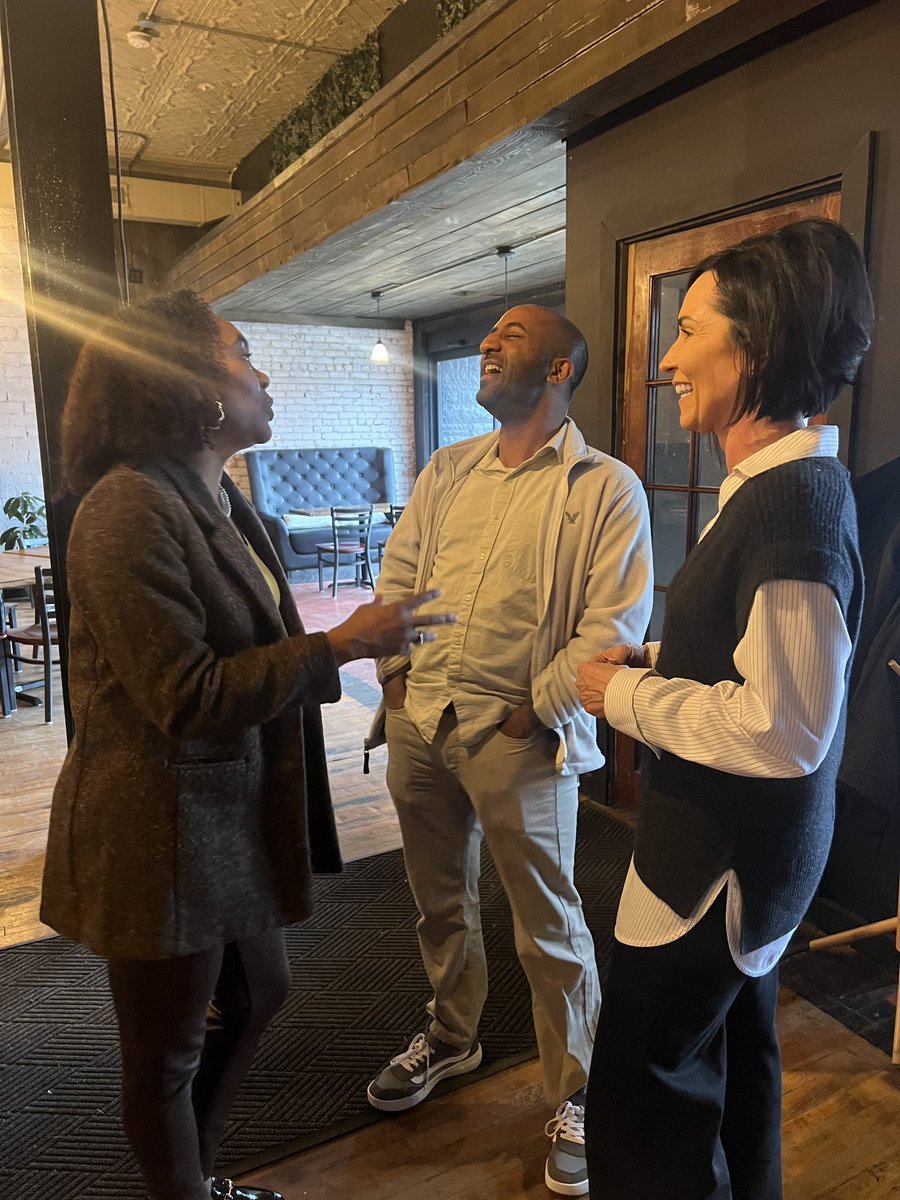 Dean James tweet media