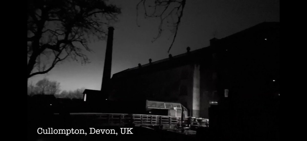 Watch as we investigate the Haunting at Cold Harbour Mill. This place was insane. Link 👇👻

youtu.be/gPfTKl1J_pQ?si…