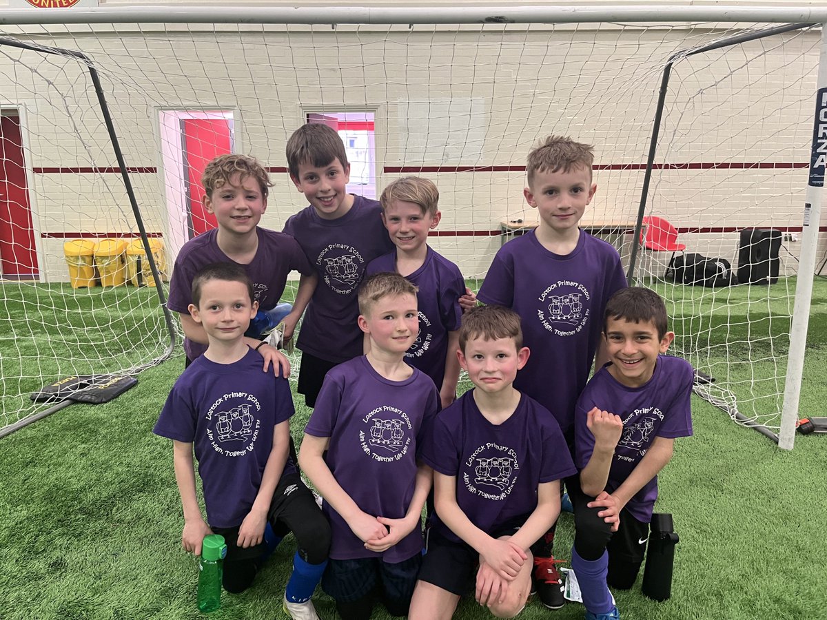 Well done to our Year 4 football team who took part in the Manchester United Emerging Talent competition this afternoon. We are thrilled to say that we finished in 2nd place! Well done, boys!⚽️