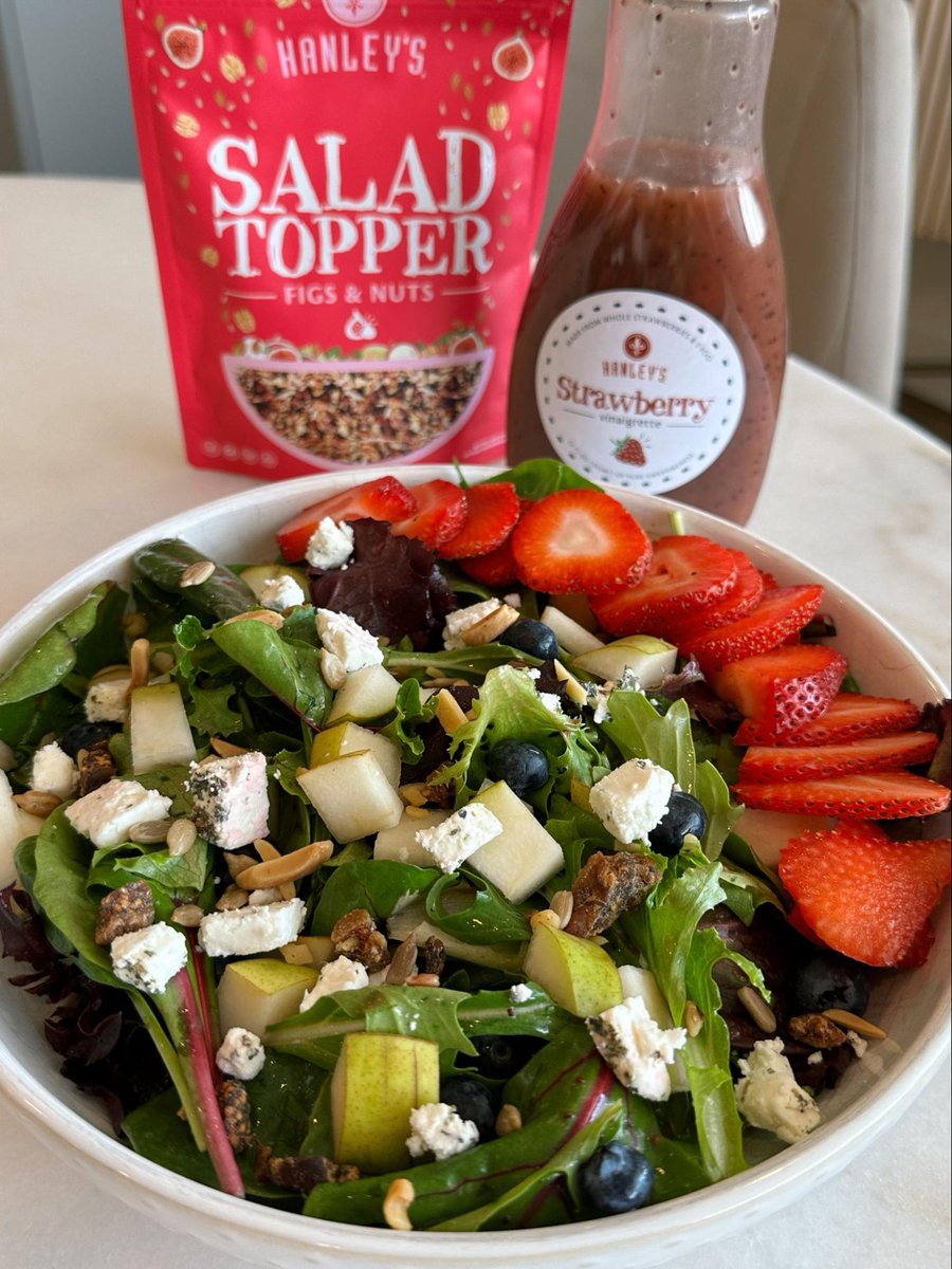 HanleysFoods's tweet photo. Spring is here! Strawberry Spring Salad topped with fruit, goat cheese, figs &amp; nuts. Recipe: https://t.co/wP7S4uKO8e 😍
#dressitbetter #springsalad #strawberryvinaigrette #saladideas https://t.co/WYdwKdhquA