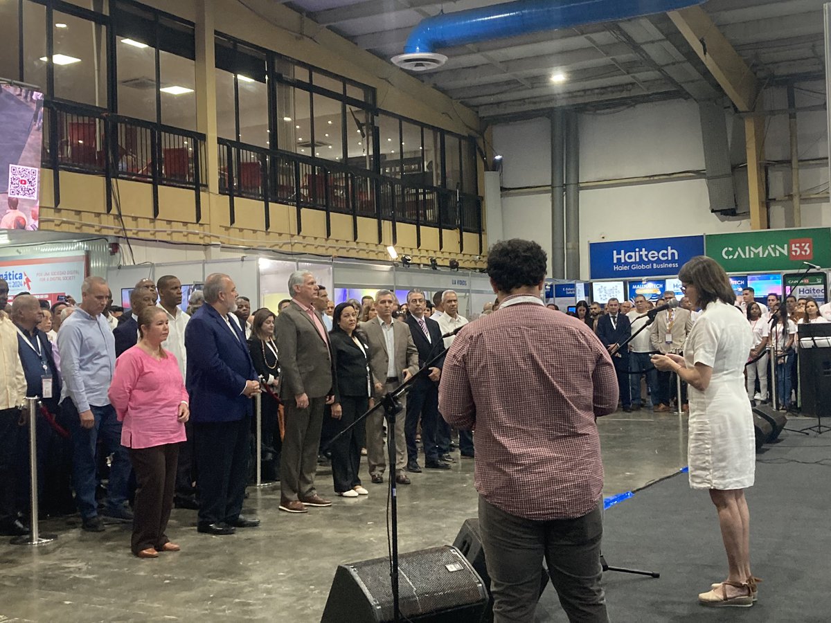 Abre sus puertas en #Cuba Feria Internacional #Informatica2024 
<a href="/PrensaLatina_cu/">Prensa Latina</a> con los detalles
<a href="/LuisEnr33483555/">Luis Enrique González Acosta</a> <a href="/luisamgg/">Luisa María González</a> <a href="/maylinv/">Maylin Vidal</a> 
<a href="/MINCOMCuba/">Ministerio de Comunicaciones Cuba</a> 
<a href="/DiazCanelB/">Miguel Díaz-Canel Bermúdez</a> <a href="/MayraArevich/">Mayra Arevich Marín 🇨🇺</a> @JorgeLuisPerd20