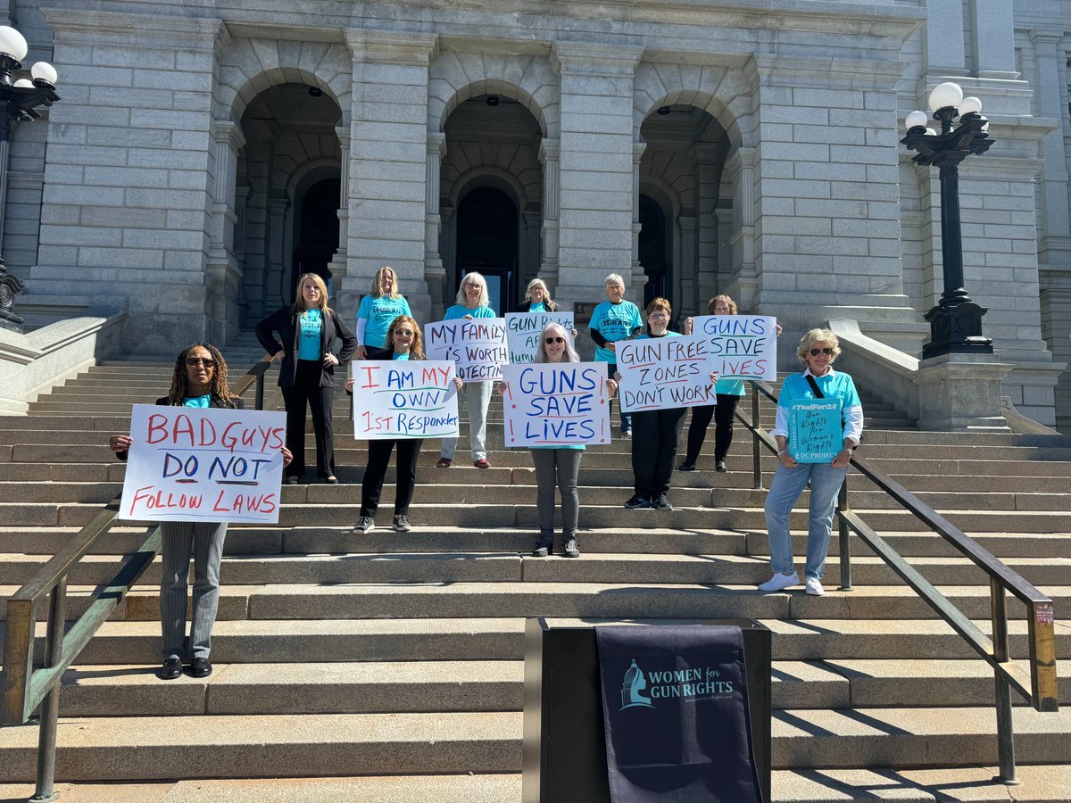 alanfranklin's tweet image. Looking for photos from today's giant @RMGOColorado rally at the Capitol. This is as close as I've got so far.

It does not appear that the revolution will begin today. #copolitics #coleg #gunsense