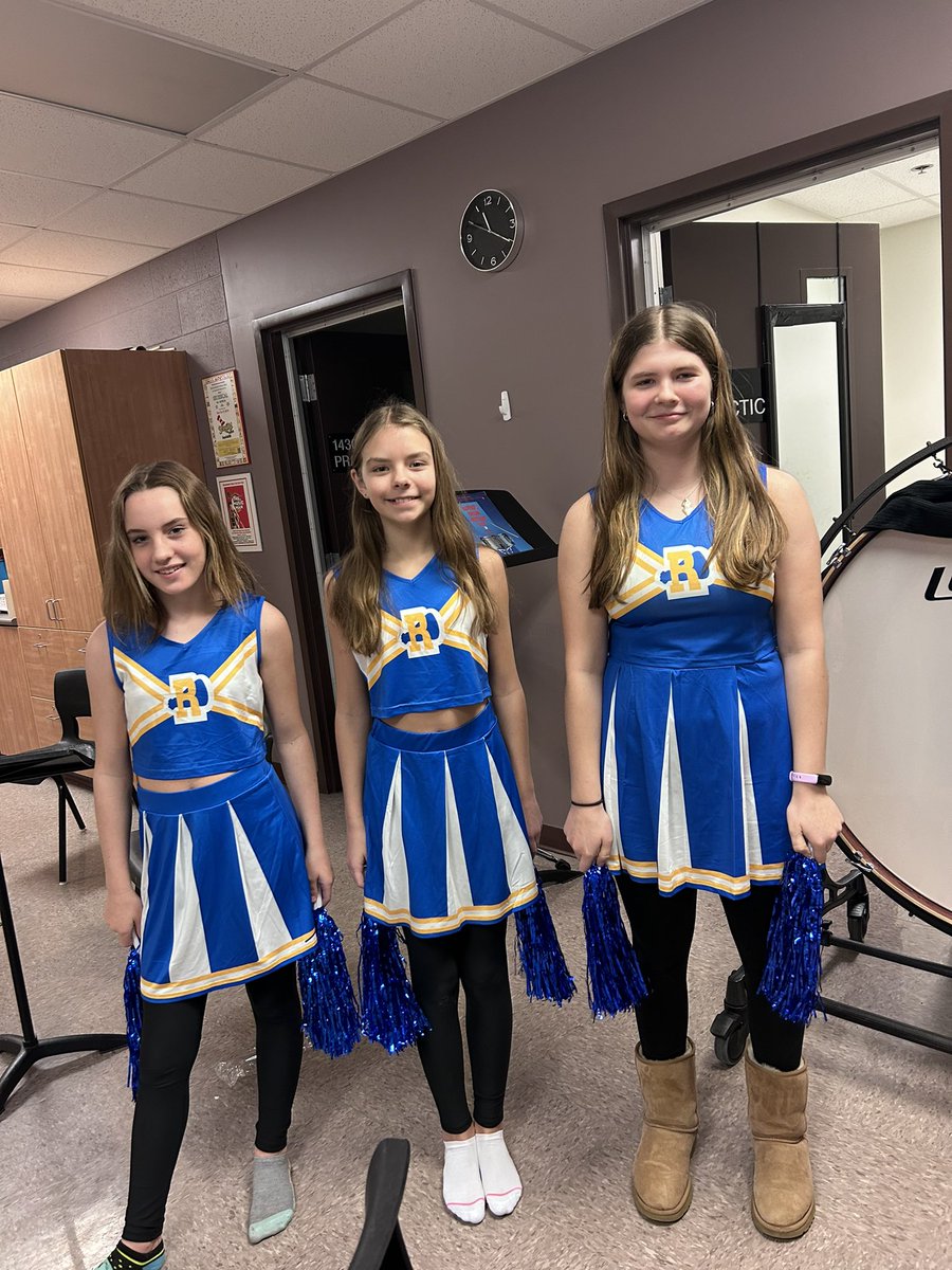 Costumes are arriving for Mean Girls!!! Less than 2 months to go until opening night <a href="/MRHSMustangs/">MRHS</a> #ThanksToYouHalifax <a href="/HRCEFineArts/">HRCEFineArts</a>