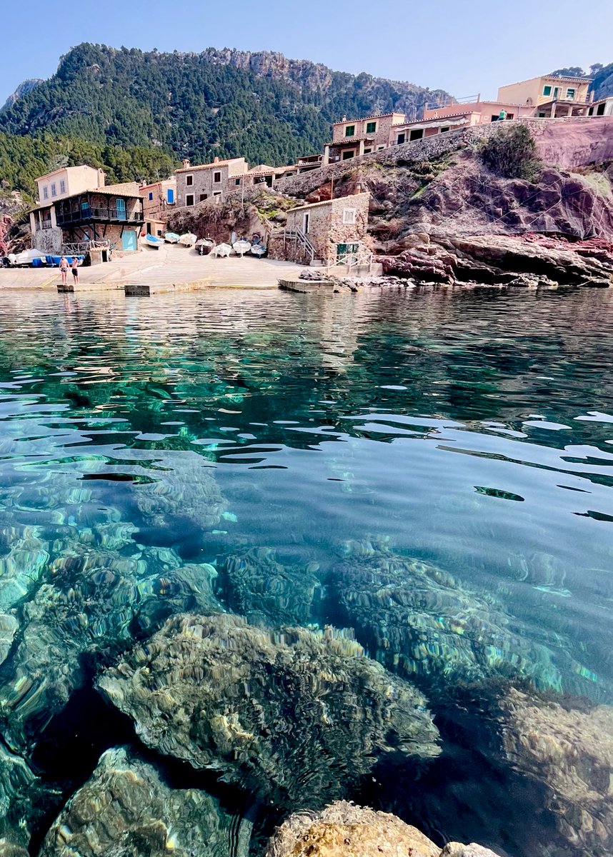 mariaArrue's tweet photo. #WelcomingSpring 🏊🏻♀️💦🐟🐟 Así la tarde en Port de Valldemossa https://t.co/udBO6AlWoh