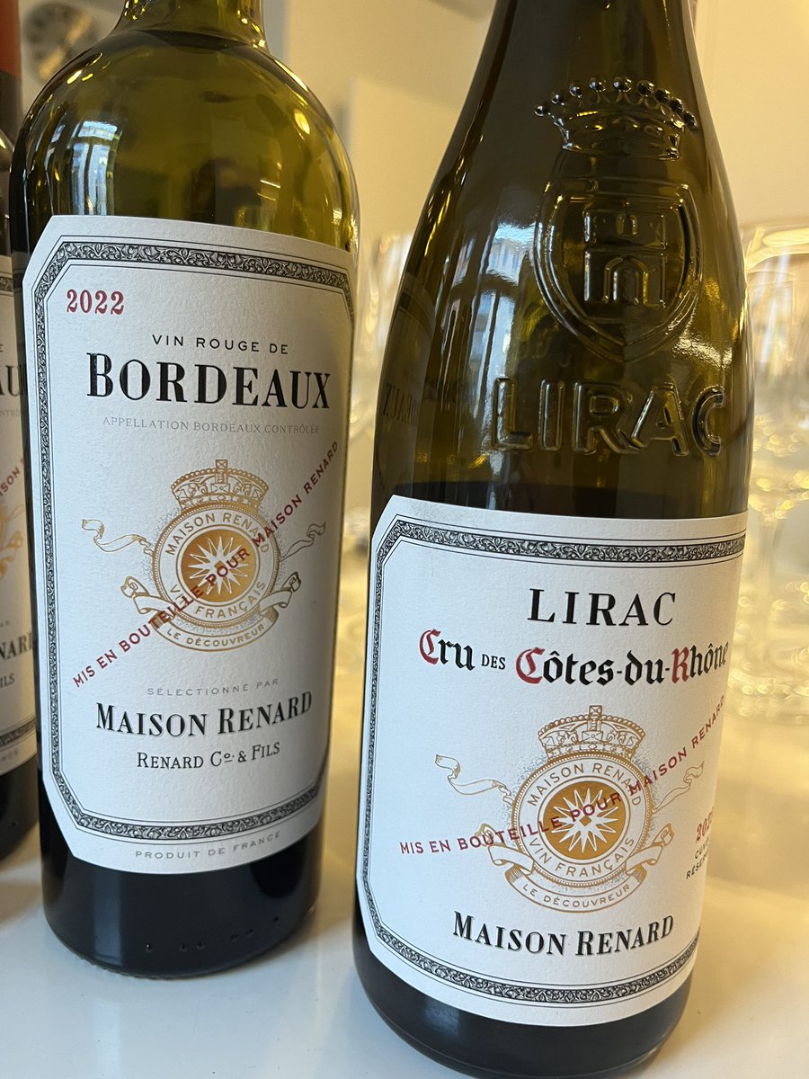 TerrificLouisa's tweet photo. #MaisonRenard #Bordeaux #Lirac två nya husvin! https://t.co/a57QrtoIeC