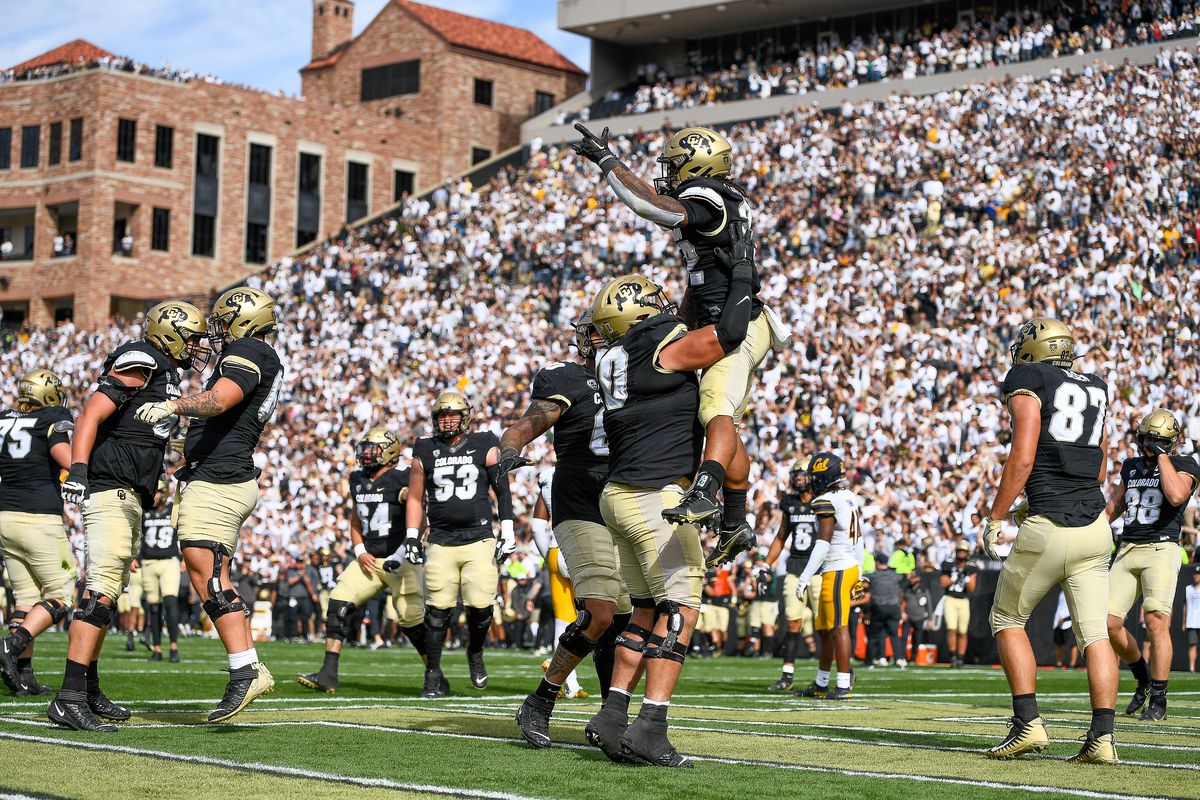 yahyaattia77's tweet photo. After a great conversation with
@LoadholtPhil , I'm blessed to announce I've received my third Division 1 offer from
@CUBuffsFootball 

@Coach_Gavin_OL @_coachturner @KrisDurham16 @chasebaker91 @lamontewinston @CUFBRecruit https://t.co/StapF4NYV8