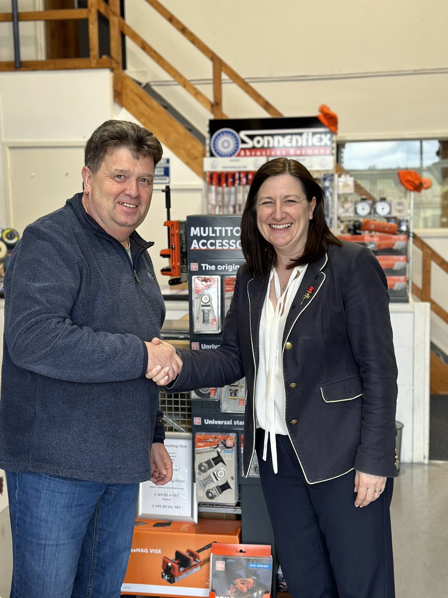 Absolutely fantastic to have our future MP @JBuckleyLabour visit today. Listening to and discussing how Labour will work with SME’s if elected. Pictured with our MD <a href="/NicLaurens/">Nic Laurens</a> in our UK warehouse.