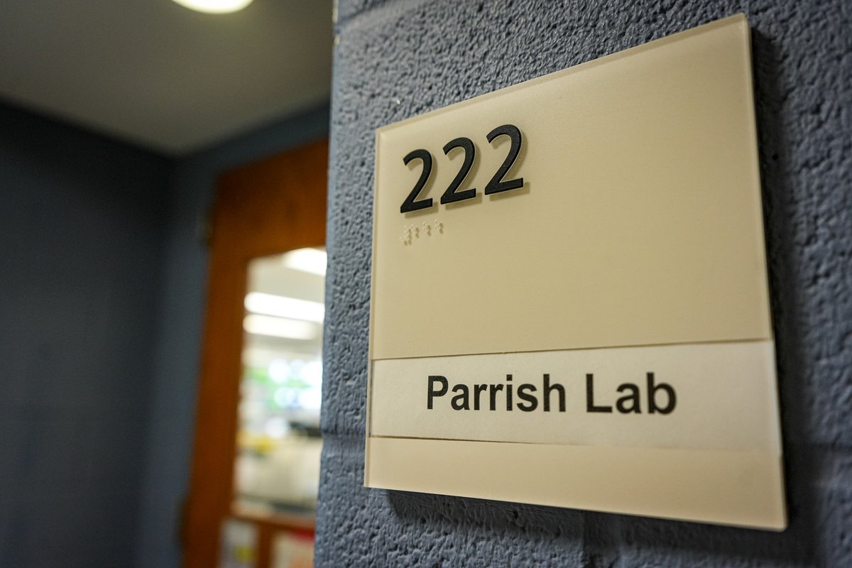 The #HallsofBaker showcase a rich history that promotes the institute's progress since it's inception in 1950. That history includes the lab of Colin Parrish, Ph.D. ’84, John M. Olin Professor of Virology.