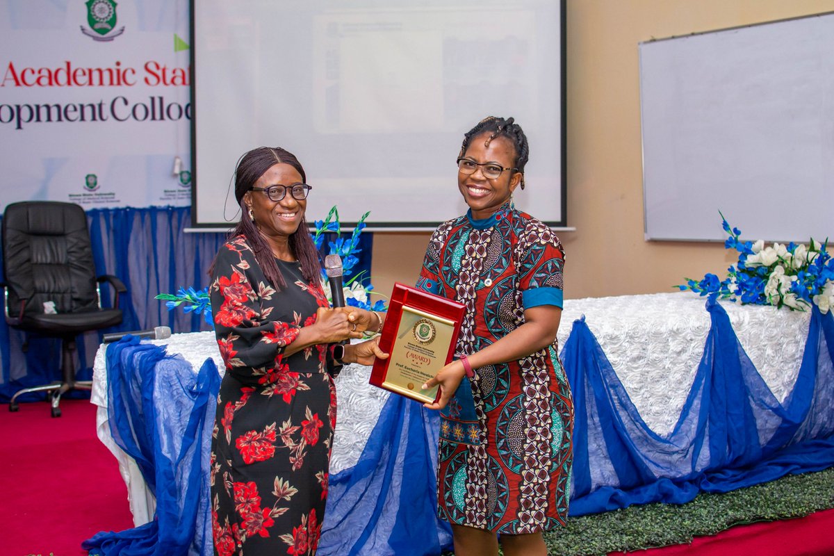 Excited to share my success at the Academic Staff Development Colloquium, FBCS, Rivers State University! Discussed Strategies for Crafting Award-Winning Proposals and Navigating Funding Opportunities in Academia. Honored to receive an Award for my contributions! #GrantSuccess