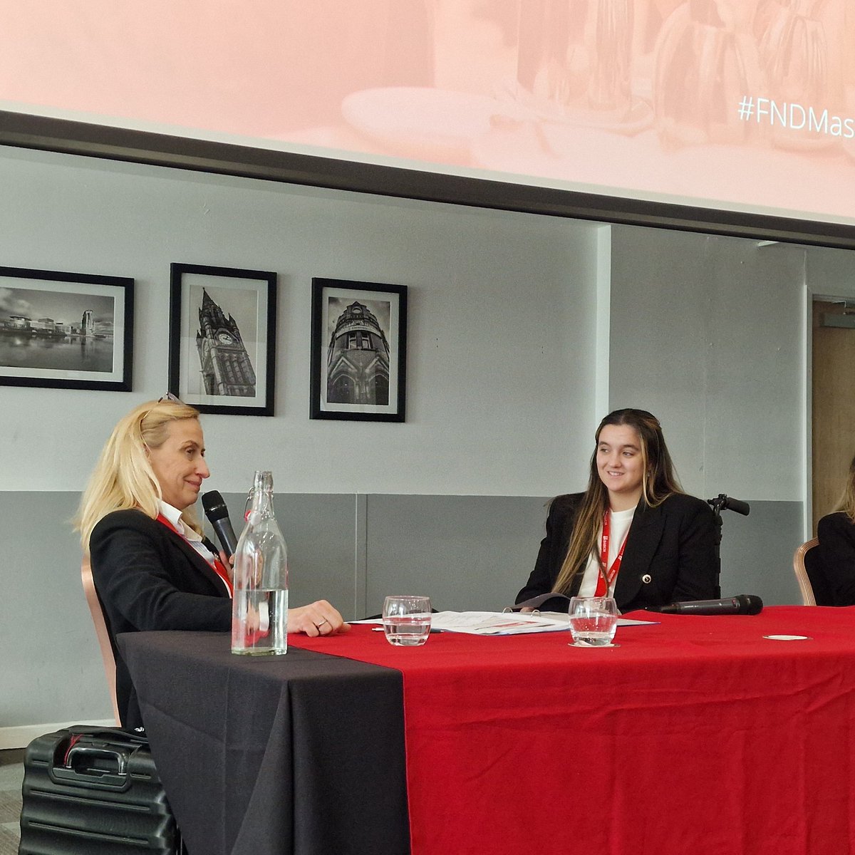 Brownscaseman tweet media