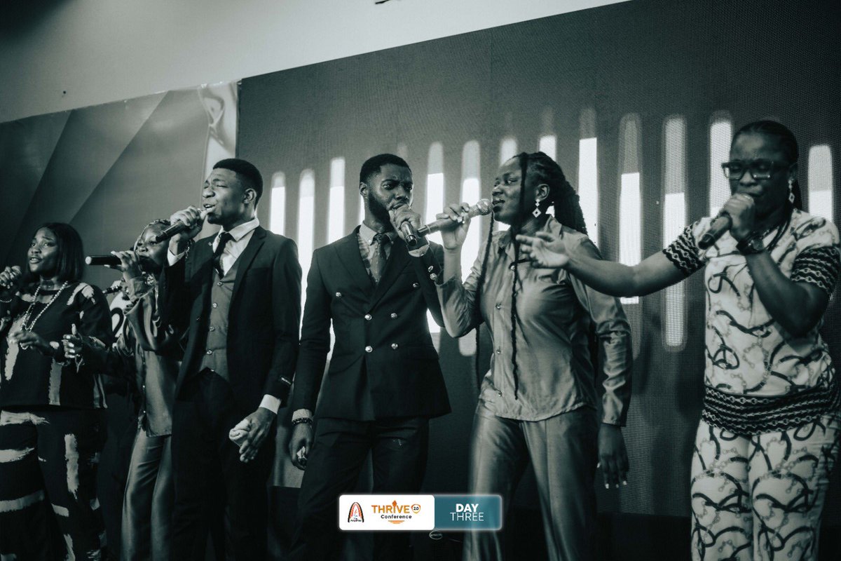 theamplified01's tweet photo. Day 3 evening session

The Outpouring of Grace. 

#theoutpouringofgrace 
#thriveconcerence2.0 
#theamplifiedchurch https://t.co/vDsQFWvU1S